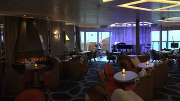 'The Club' aboard Seabourn Venture