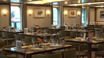 'The Collonade' restaurant aboard Seabourn Venture