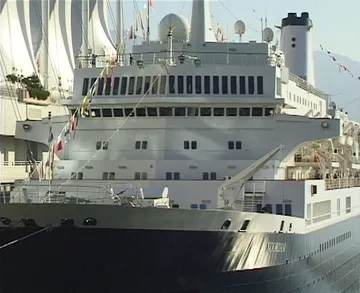 Noordam at Vancouver