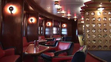 Amabassodor Lounge aboard SS Rotterdam