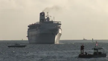 Regal Empress arrives at Port Everglades