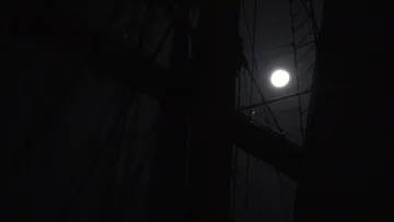 Full Moon aboard Star Flyer