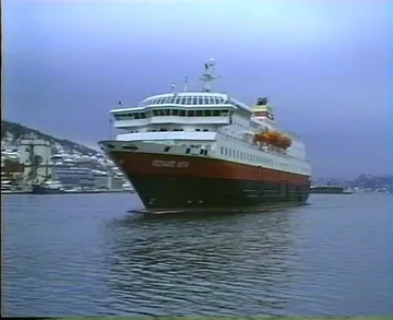 Richard With arrives at Bergen