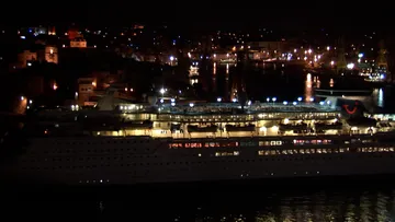 Thomson Destiny leaves La Valetta