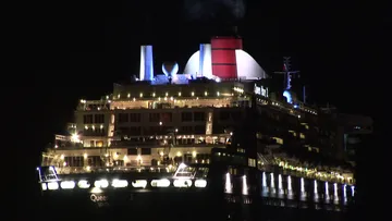 Queen Mary 2 leaves Boston