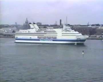 Sally Albatross leaves Helsinki