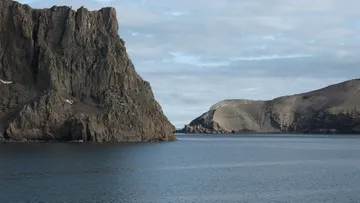 Leaving Deception Island aboard HANSEATIC nature 