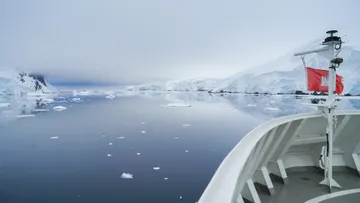 Lemaire Channel - HANSEATIC nature 