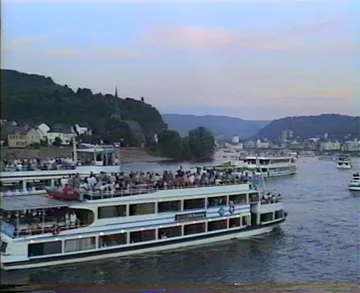 Rhein in Flammen 1990 - Formation of the convoy