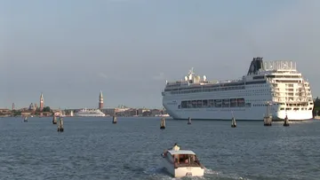 MSC Armonia arrives at Venice