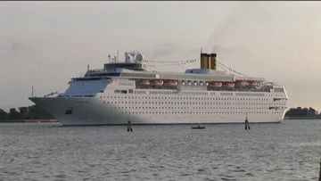 Costa Classica arrives at Venice