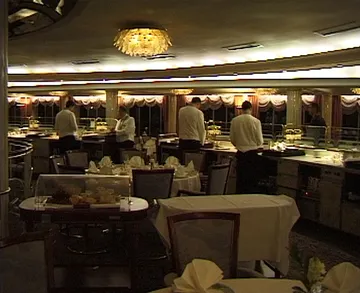 'Crystal Dining Room' aboard Crystal Harmony