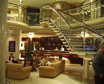 'Crystal Plaza' aboard Crystal Harmony