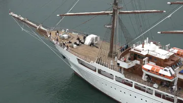 Sea Cloud II leaves Marseille