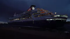 MS Balmoral leaves Rotterdam