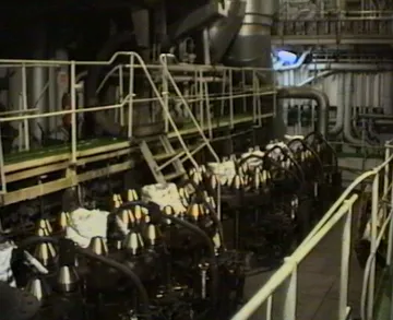 Short glimpse into the engine room of ms Europa