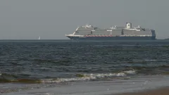Rotterdam leaves Rotterdam - seen from Maasvlakte 2 beach