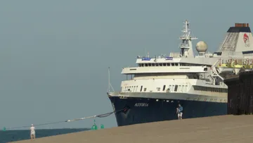 Astoria passes Vlissingen